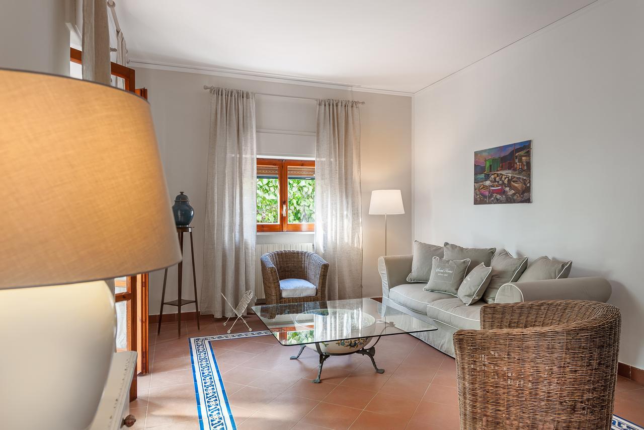 Villa Alfonsina マッサ・ルブレンセ エクステリア 写真