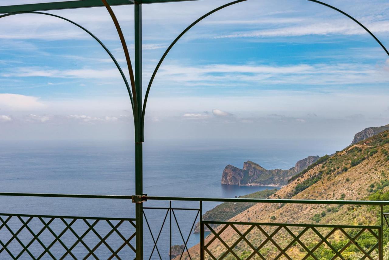 Villa Alfonsina マッサ・ルブレンセ エクステリア 写真